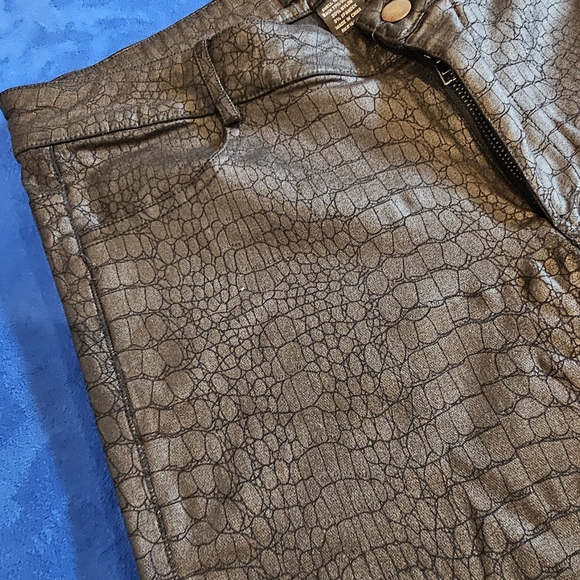 Tall Black Coated Seam Front Detail Coated 5 Pocket Longleg skinny jeans - Picture 4 of 4